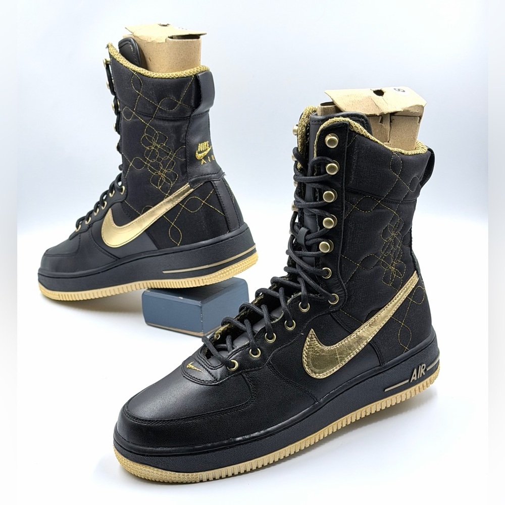 Rare - Wmns Nike Air Force 1 High Embroidered